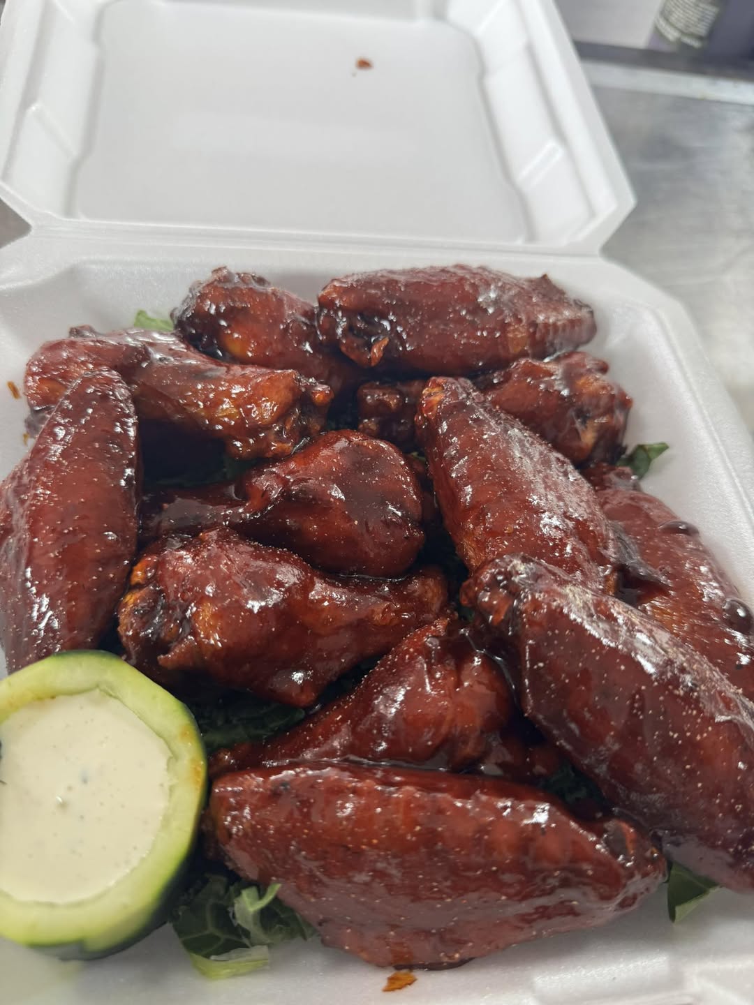 Russell's DAM GOOD BBQ Hot Squatch Wing Sauce