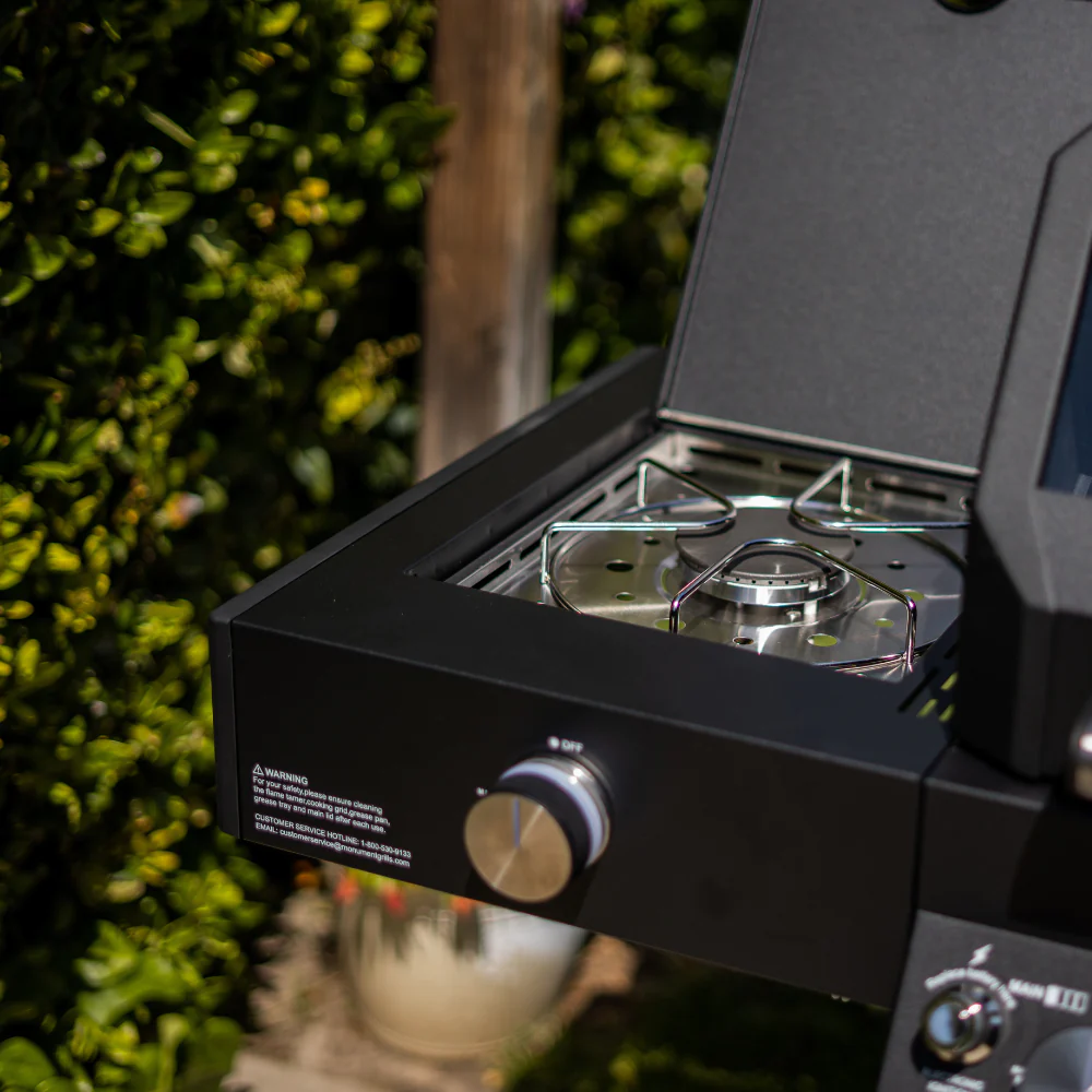 Monument Grills Denali 425 | Smart Propane Gas Grill